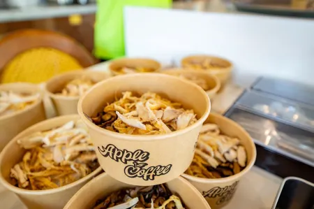 APPLE HOUSE & COFFEE