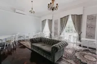Akamah Estate Hotels in Constantia