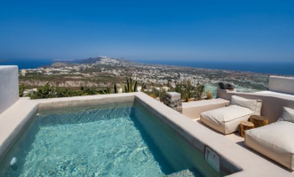 Phaos 1870 A Restored Winery