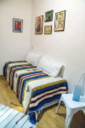 託雷多 AP 小童民宿