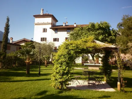 Residence la Colombera Отели в г. Рива-дель-Гарда