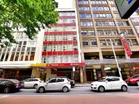 Megaboom城市飯店 維多利亞畫廊附近的飯店
