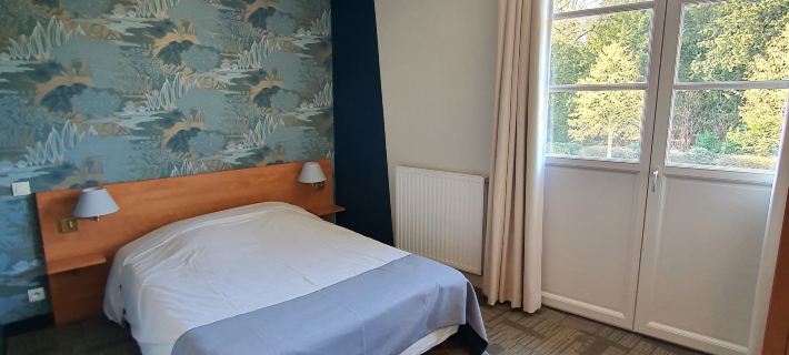 Hotel Restaurant la Creperie du Chateau Hotels in Mayenne