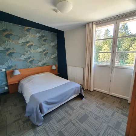 Hotel Restaurant la Creperie du Chateau Отели в г. Ниуазо