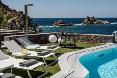 Made by the Sea Villas 12 Bdrm