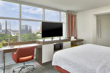 Hampton Inn and Suites Atlanta Midtown