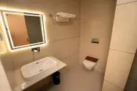 Aariyaas Regency - 3-Star