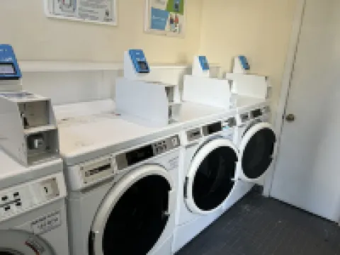 Peaceful Oasis Steps from Mohegan Sun