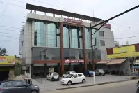 Hotel Chopra Residency Hotels in Hamirpur