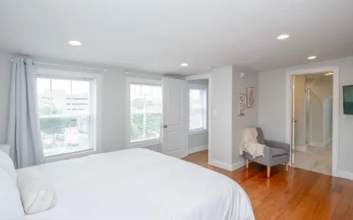 Captivating City Views and Private Deck - Stunning Urban Oasis Hotels in Providence