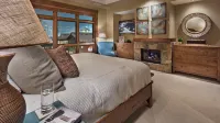 Luxurious Ski-in Ski-Out Residence with Exquisite Amenities - Stunning Retreat