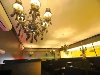 Fiesta Garden Hotel - Quầy bar