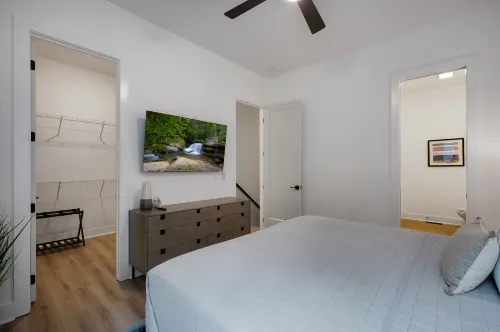 Luxury Lakeview Villa with Hot Tub and Gas Fire Pit - Gorgeous Escape Hotels in Cherokee County