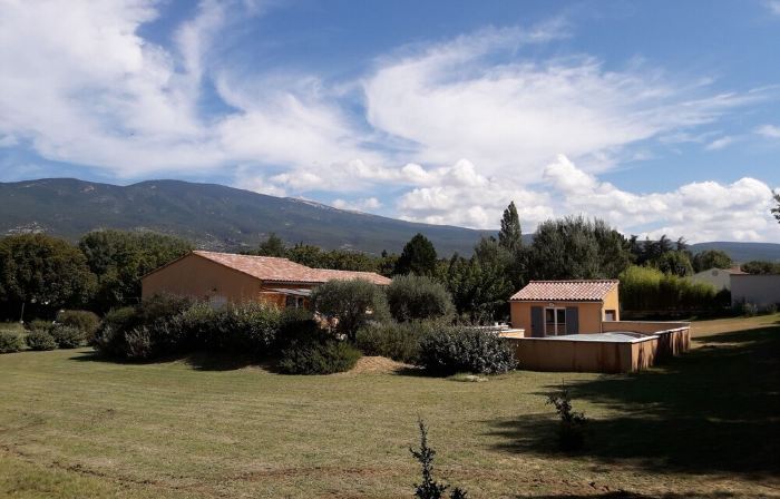 Bedoin new villa (100m town center) Mont Ventoux, private pool