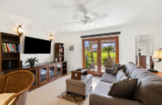 Luxury Golf Course Retreat in Indian Wells - Mountain view
