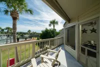Tennis Court Views and Screen Porch - Charming Coastal Retreat