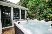 Modern Pondside Retreat W/ Hot tub
