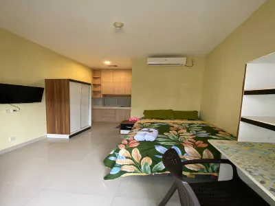 Homestay Sentul Bogor Hotel dekat Main Lobby Cibinong City Mall