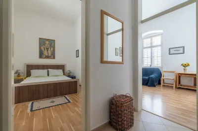 Central Cathedral Apartment Hotels in 