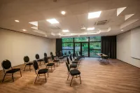 Hotel & Aparthotel Casteau Resort Mons Soignies - 4-Star