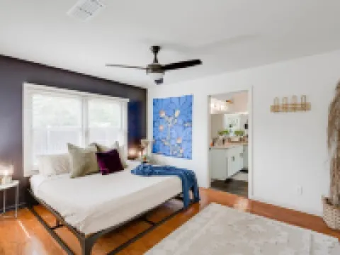 5/2 (two kings), fireplace, hot tub, firepit ブランコのホテル