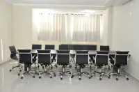 Lotus Hotel - à 6 km do Santuário de Aparecida-SP Hotels in Guaratingueta