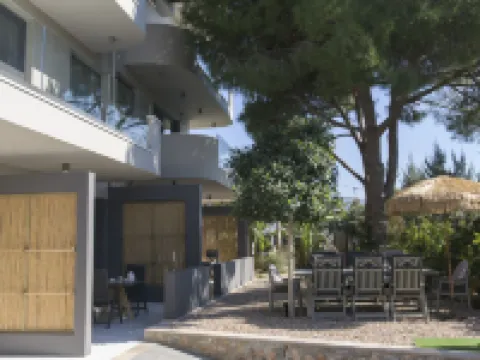 Aval Riviera Hotels in Saronikos