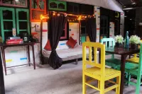 The Hostalgic Jibhi - Hostel