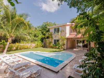 Villas Picalu Studios & Suites