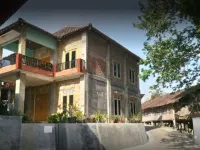 Bina Karya Guesthouse Syariah Hotels in Piyungan