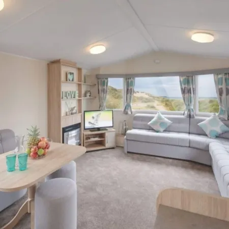 Caravan - Sleeps6-Pet Friendly-Parking Available