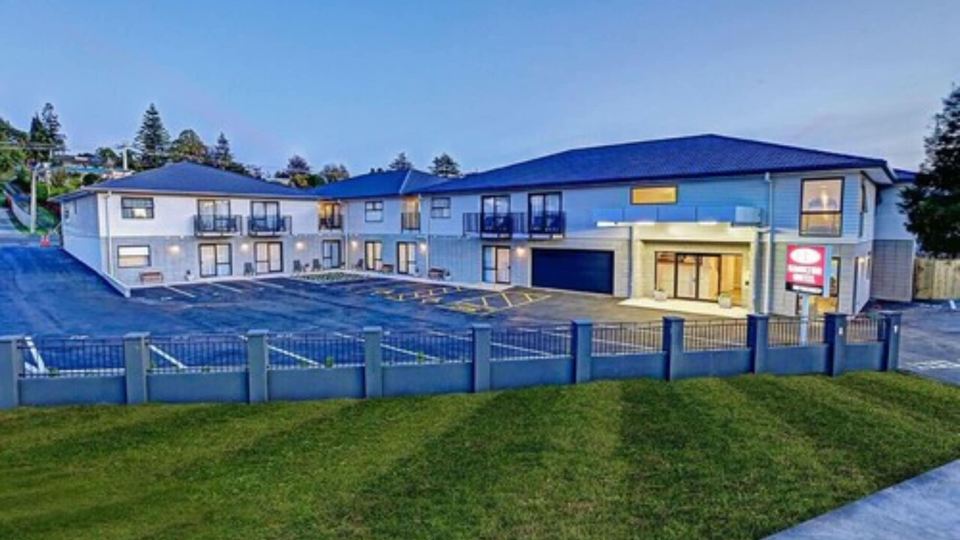BKs Premier Motel Hamilton