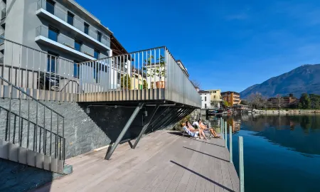 One Only Lake View Penthouse No01