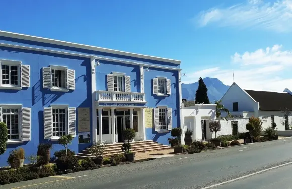 圖爾巴旅遊者小屋旅館