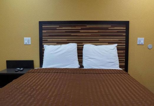 홀리 크레스트 호텔