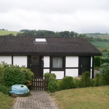 Frisch Renoviertes Ferienhaus in Meschede-Hennesee