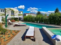 Charming Villa with Pool - Pools
