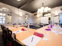 Mercure Rodez Cathédrale &Résidence Managed by Mercure Rodez