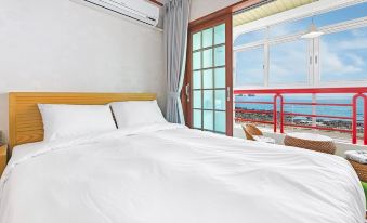 Jeju Badaaehyanggi Pension