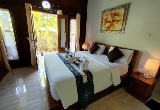 1. 엑소틱 뷰 코티..