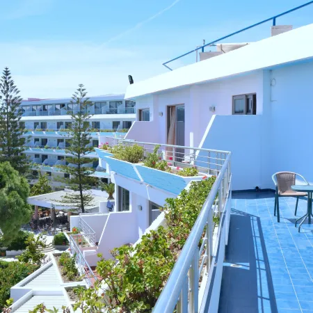 Blue Horizon Hotel