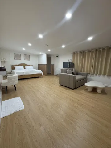 Bangna Apartment Opposite Bitec Bangna Отели рядом с достопримечательностью «Бангкокский международный торговый и выставочный комплекс»