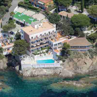 Hôtel La Calanque Hotel Exterior