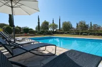 Villa Lara - 11, Spacious Villa with Large Garden and Private Pool on Aphrodite Hills - Villas
