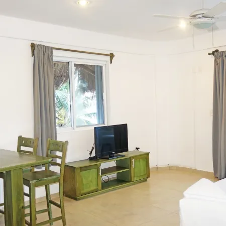 El Fuerte Beach Resort