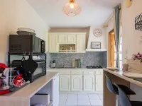 Les Hortensias Hotels in Kerlouan