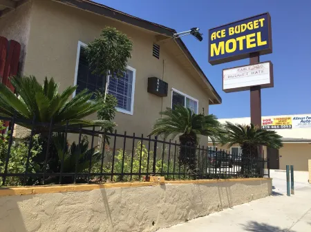 Ace Budget Motel Отели рядом с достопримечательностью «Гора Коулс»