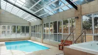 Cerro Calafate Hotel - Pools