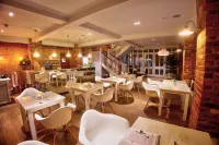 Seckford Hall Hotel & Spa - breakfast
