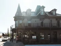 Thatcher Hotel - Mountain view